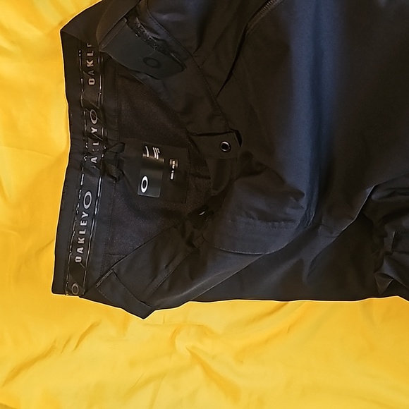 Oakley black ski pants - Picture 10 of 13